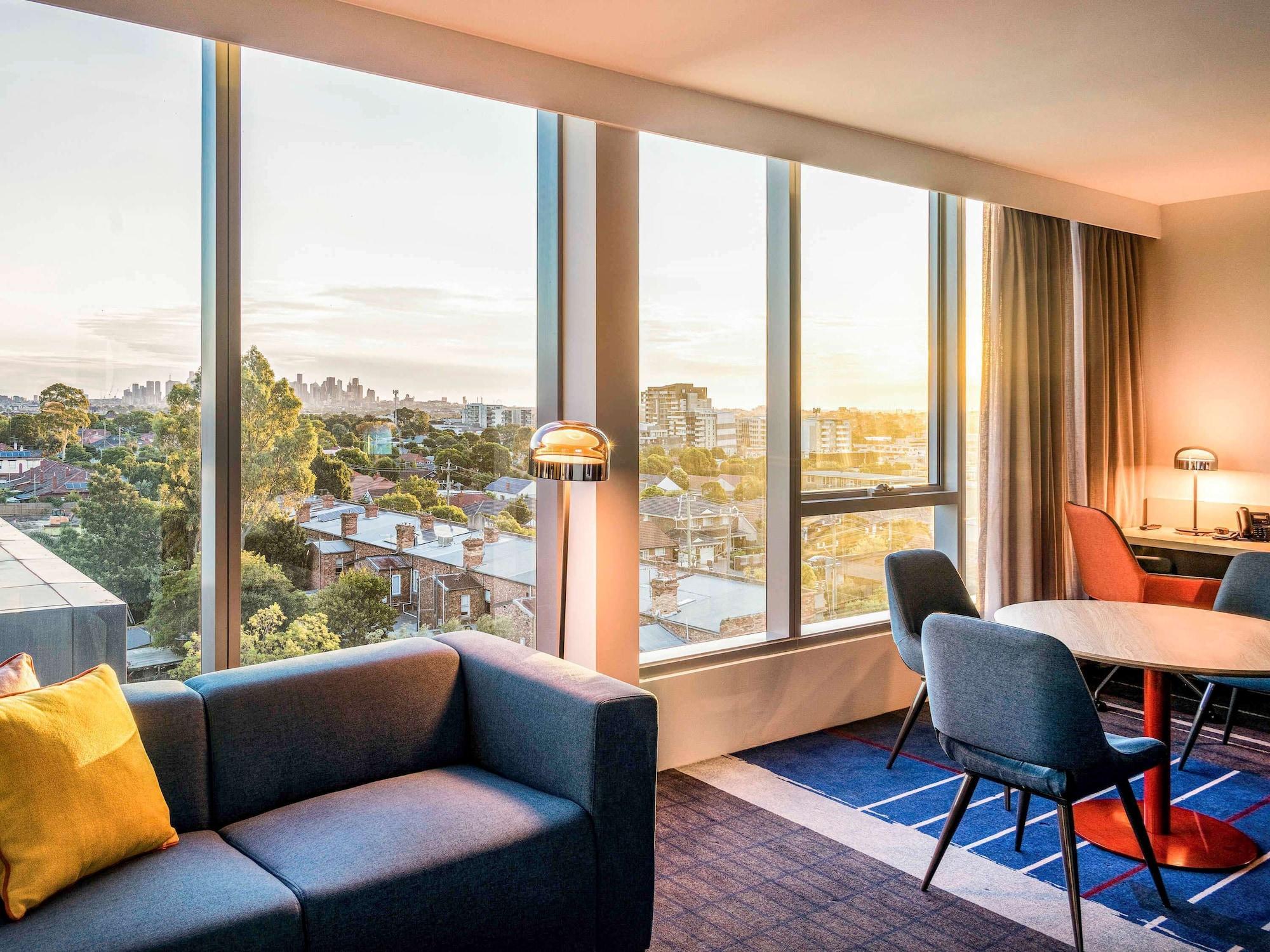 Novotel Melbourne Preston Exterior photo